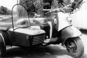 Berlin mit Seitenwagen